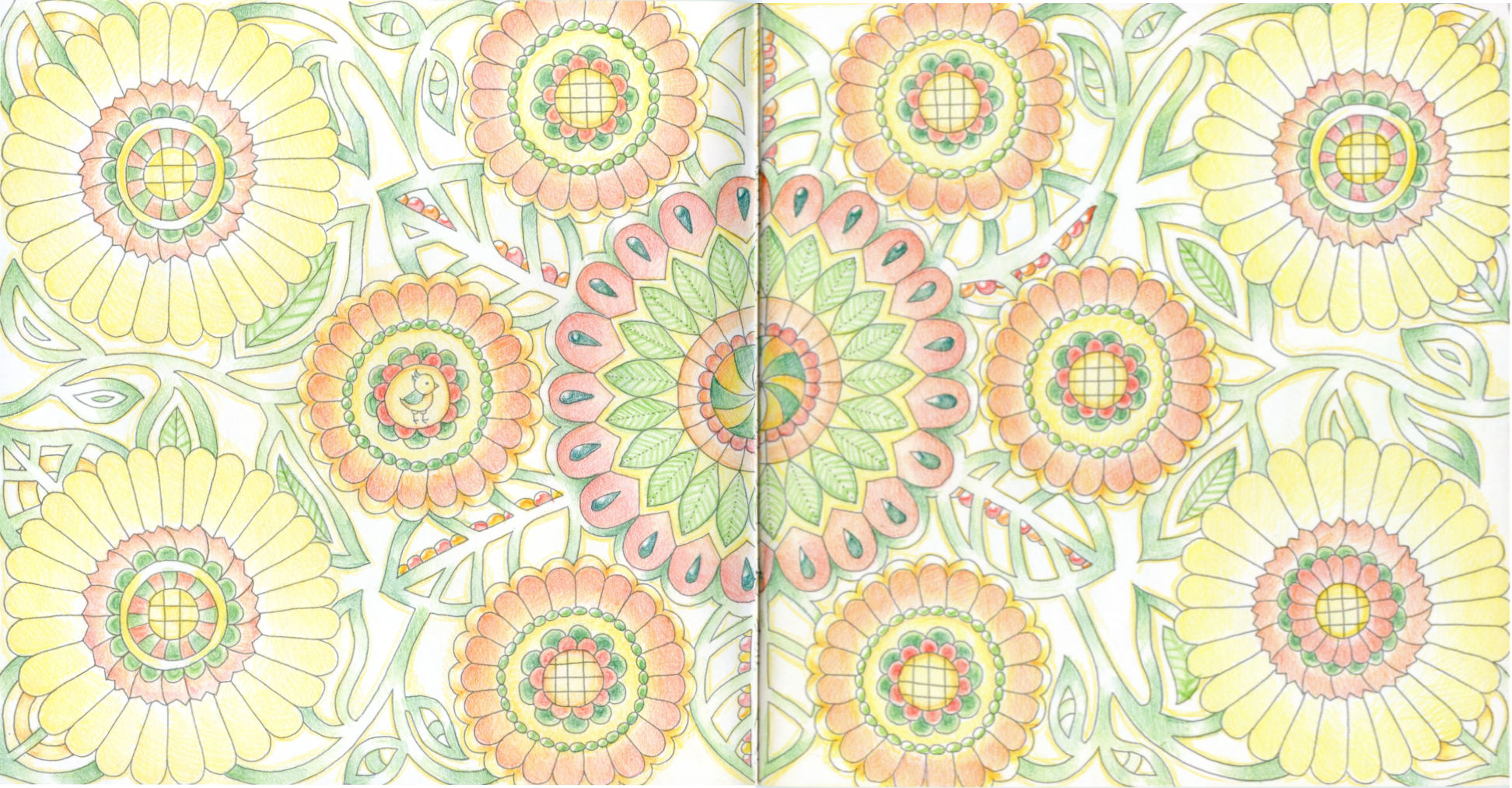 ダイソー《癒しの塗り絵 花の国》その6 黄色と赤色の向日葵 : 暁のコロリアージュ日記