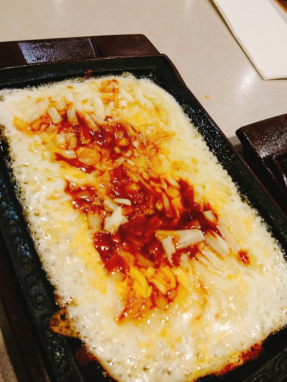 ステーキガスト アツアツの鉄板にチーズが別盛り ステーキ ハンバーグを絡めて頂きます ゆずこと歩こ ステーキガスト アツアツの鉄板にチーズが別盛り ステーキ ハンバーグを絡めて頂きます ゆずこと歩こ