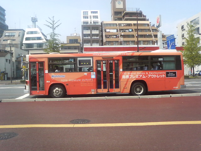 西鉄バス 鳥栖プレミアムアウトレット 電車 バス ラッピング図鑑