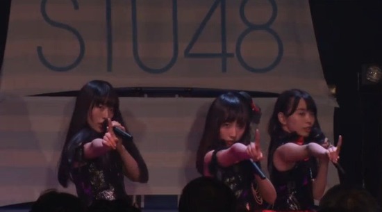DK4WE5-VYAA_gks