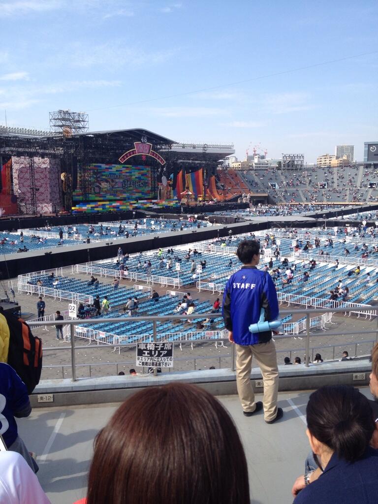 Akb48初の単独国立競技場コンサート 会場周辺 会場内ステージの画像まとめ アイドル速報