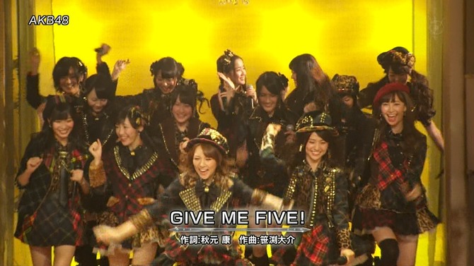 Akb48タイムズ Akb48まとめ Fns歌謡祭実況スレ Akb48 Give Me Fiveから楽器が消えた Livedoor Blog ブログ