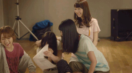 Akb48タイムズ Akb48まとめ Akb48 横山由依と川栄李奈がひたすらベタベタするだけのgif集 ユーキャン Livedoor Blog ブログ Akb48タイムズ Akb48まとめ Akb48 横山由依と川栄李奈がひたすらベタベタするだけのgif集 ユーキャン Livedoor Blog ブログ