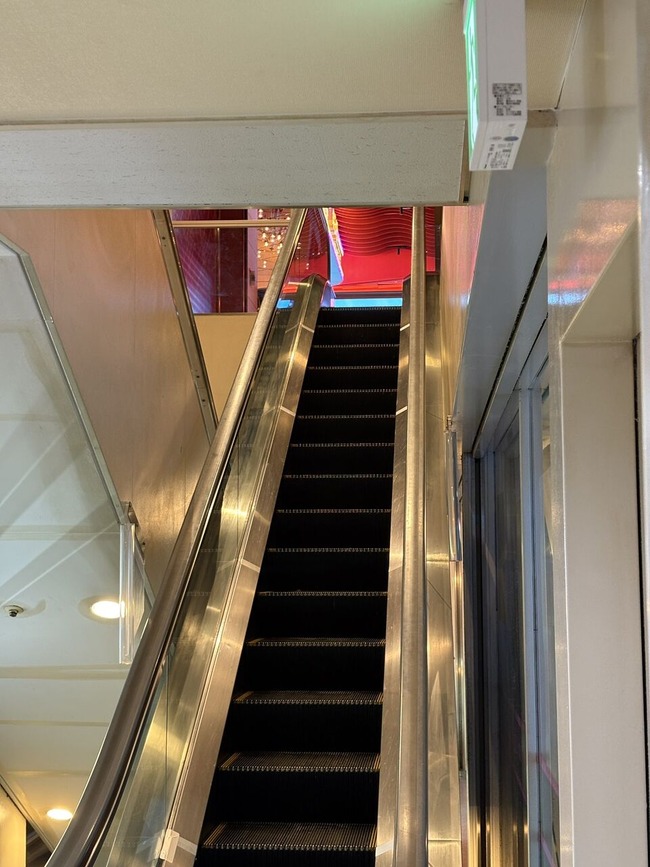 6409379e