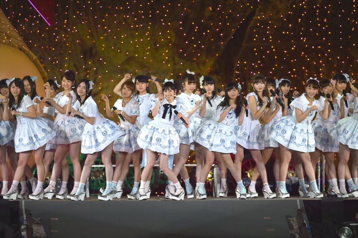 AKB48SKE48)恋 愛 禁 止 条 例 を 守 っ て い る メ ン バ-(NMB48HKT48)