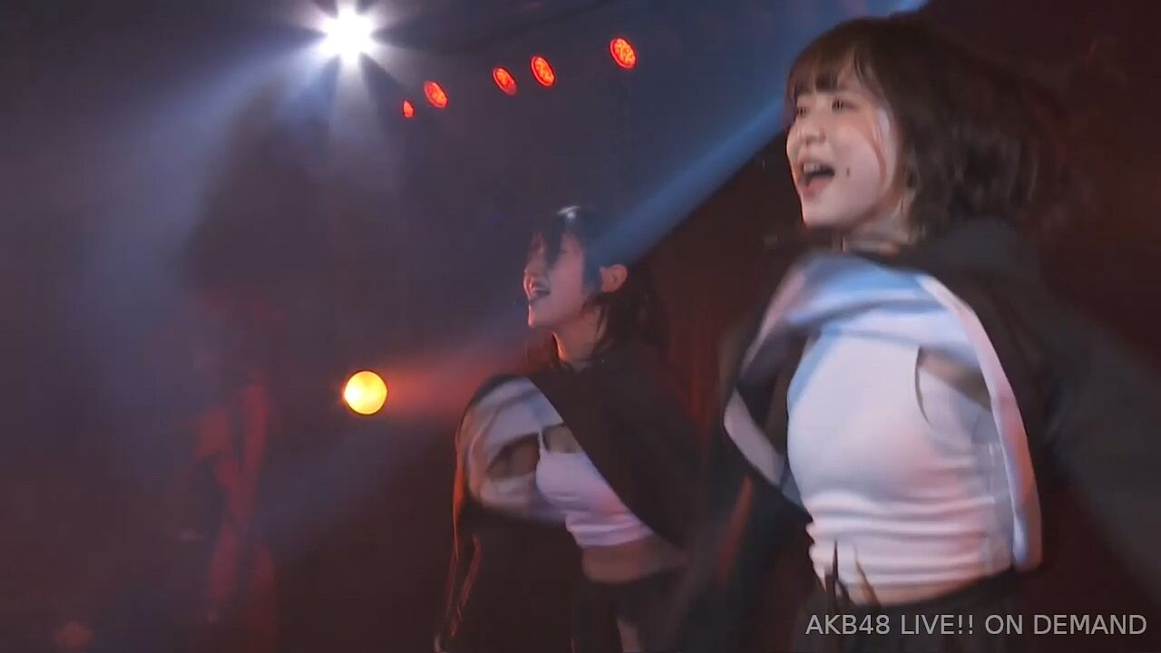 【AKB48】「サムネイル」公演着用中のセットアップウェア販売ｷﾀ━(ﾟ∀ﾟ)━!