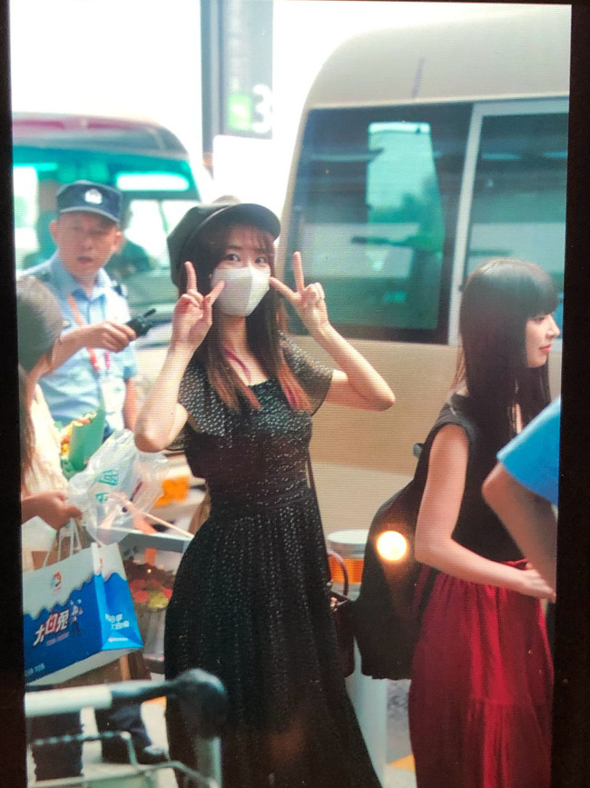 d70428ad