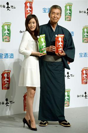 AKB48タイムズ(AKB48まとめ) : 【元AKB48】前田敦子、渡哲也との共演「恐れ多い」=CMで2年ぶりに「再会」【松竹梅『天 ...