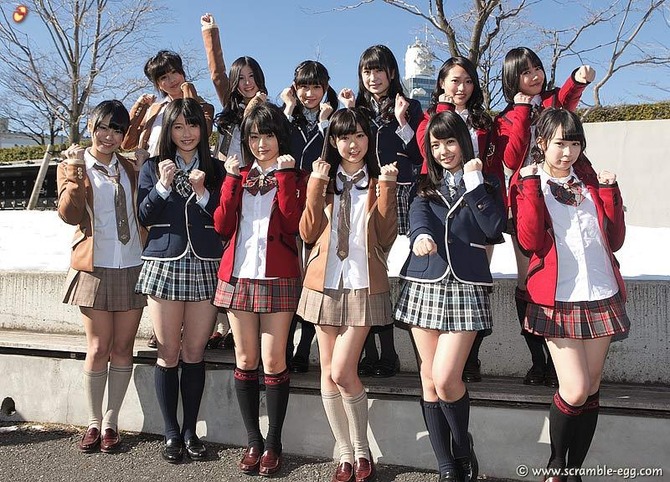 Akb48タイムズ Akb48まとめ 目指せ紅白 Nmb48がnhkホールを背にジャケ写撮影 Livedoor Blog ブログ