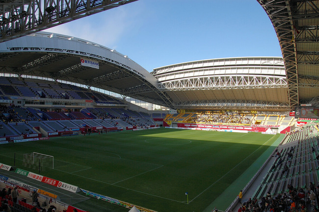 Inside_View_of_Kobe_Wing_Stadium