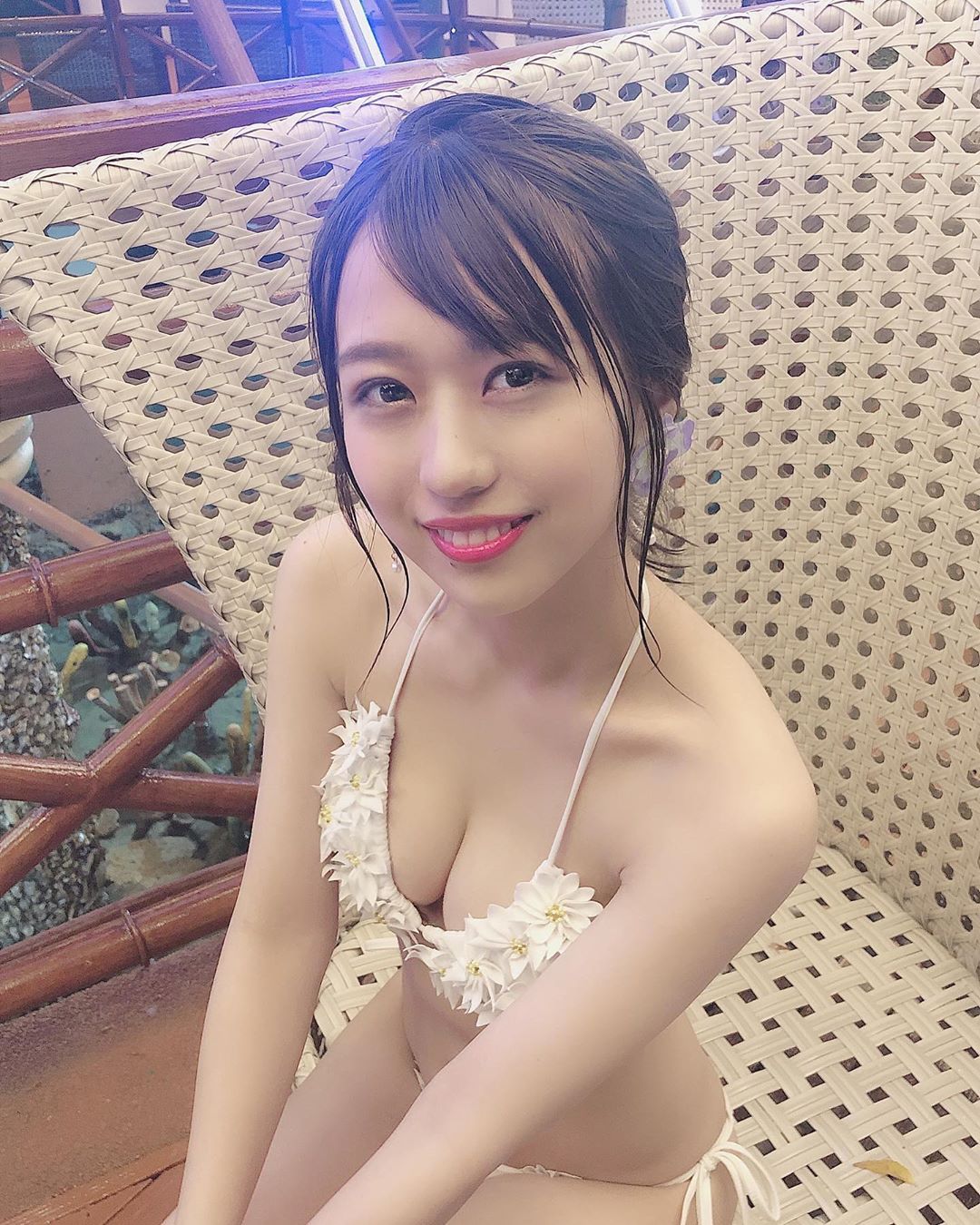 水着画像 Akb48篠崎彩奈さん 斬新なお花見を提案してしまう あやなん Akb48情報 水着画像 Akb48篠崎彩奈さん 斬新なお花見を提案してしまう あやなん Akb48情報