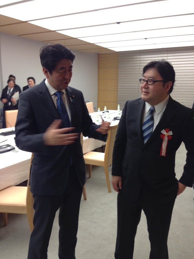 884508_337525903013842_1618436362_o