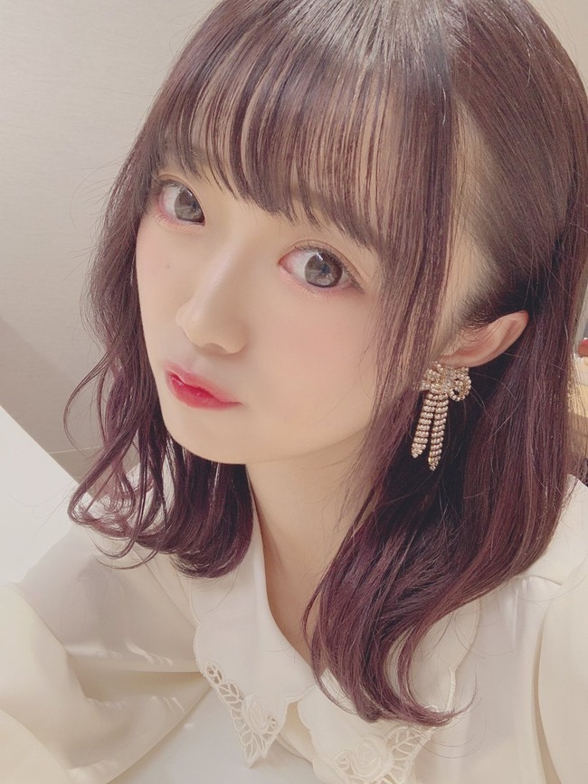 Ngt48 かわいい女の子が ねれない だっこしてー っておねだりしてる 中井りか姫 Akb48情報