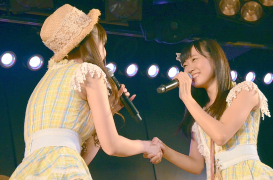 %25E6%258F%25A1%25E6%2589%258B