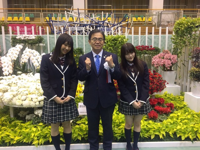 CyFPgIiUUAA3qcQ_orig