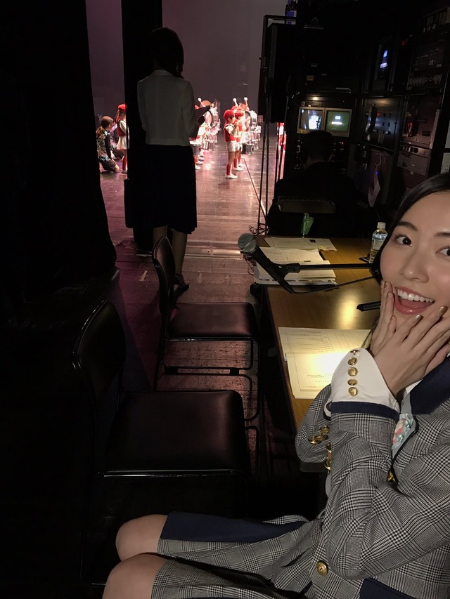 CyvsAoGVQAAaZ-2_orig