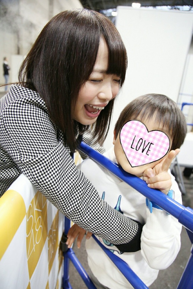 CYWRUMlUoAEp4PJ_orig