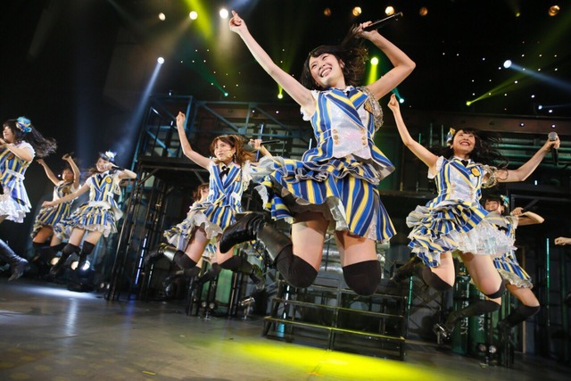 CfH5xupUEAE7m_A_orig