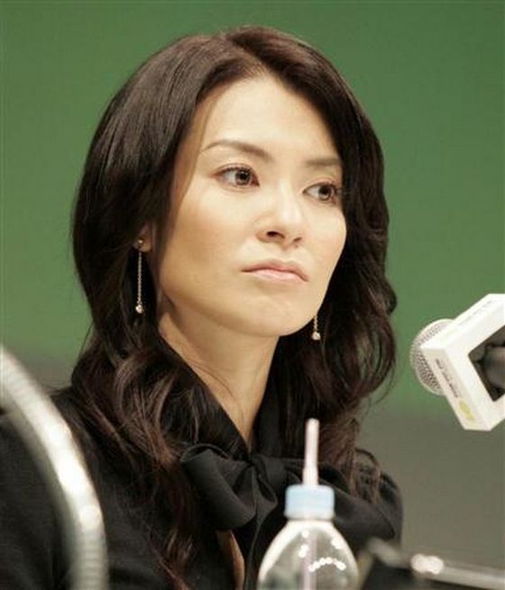 現在 千野志麻 娘の入学式に派手なスーツで登場ｗｗ子供は名門小学校に入学 夫は横手信一 画像あり 2ch 事故の件は ママ友はどう思ってるんだろな Newsまとめもりー 2chまとめブログ