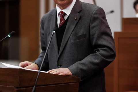 tklgikai_R6_0824-9311_TP_V