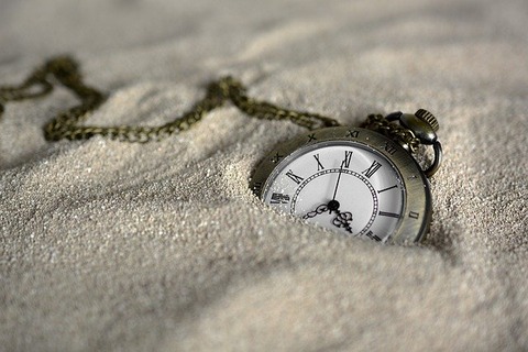 pocket-watch-3156771_640