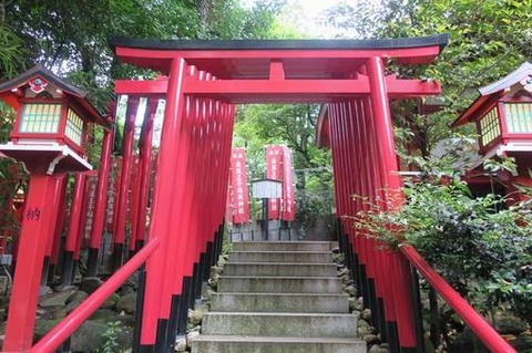 ea81bb3a9e2b7107eb35a3227cb2ab6e