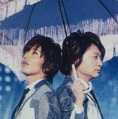 e895337db7955f3e714f0349f28d10af-379x381