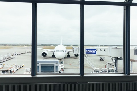 【衝撃画像】ワイ、ついに『成田空港』に行った結果ｗｗｗｗｗｗ
