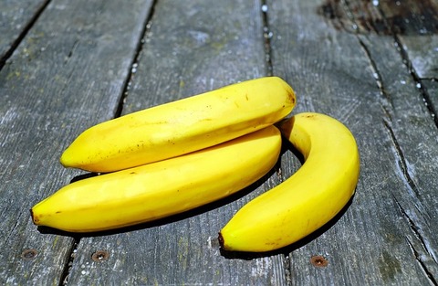 bananas-1531581_640