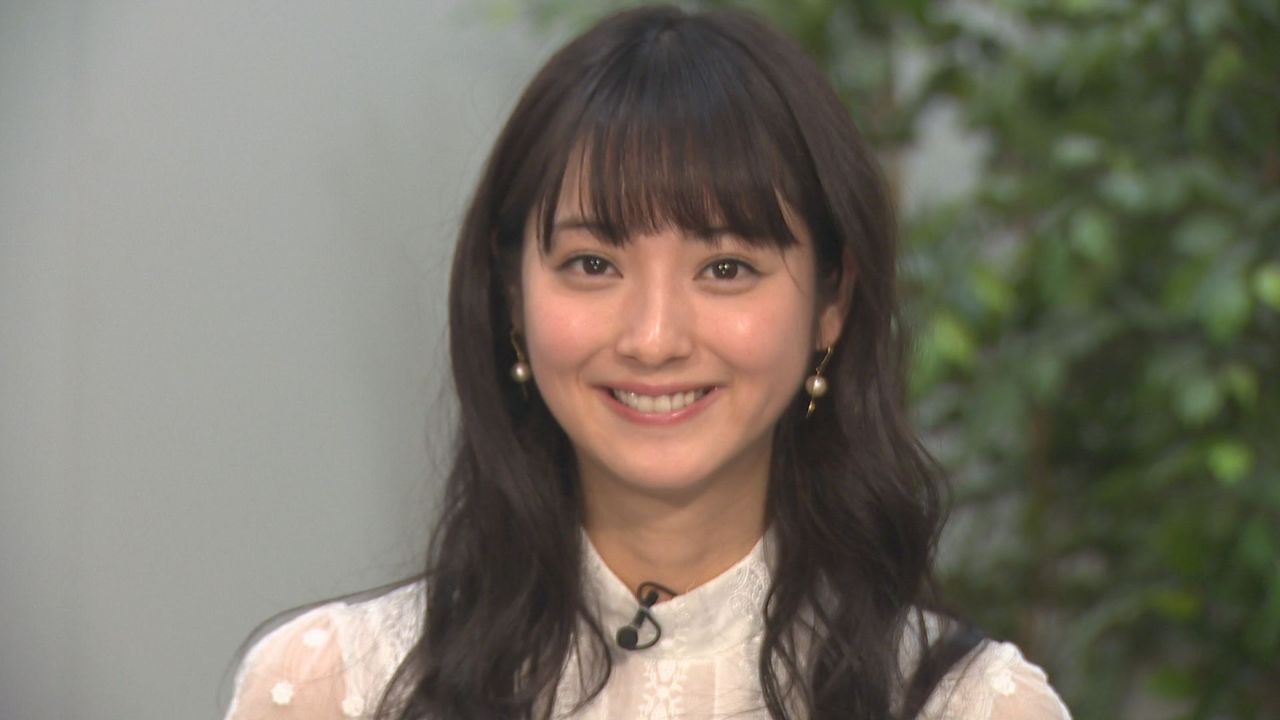 佐々木希の始球式画像 動画ｗｗｗノーバンより美脚で沸かせるｗｗｗ ロッテ本拠地開幕戦 Newsまとめもりー 2chまとめブログ