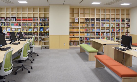 201504kita_library4