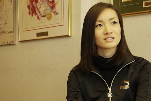 荒川静香 結婚した旦那の子供 長女 を出産 トリノオリンピック金メダルを取ったイナバウアー 現在はバイク好きで有名 フライデー写真画像 動画あり Newsまとめもりー 2chまとめブログ