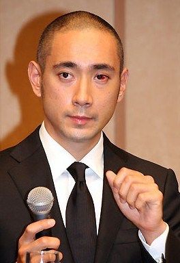 海老蔵%u3000ボコボコ2