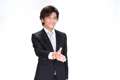 N934_akusyuwomotomerubijinesuman