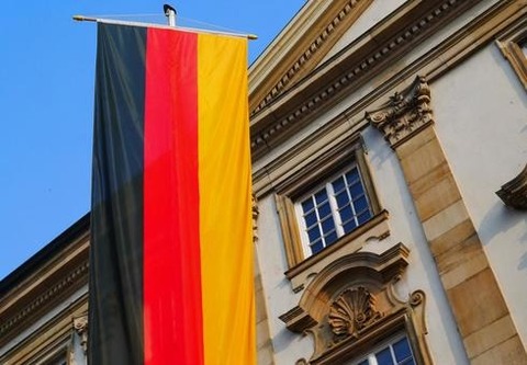 196bdd983726339efa9f0fa20ed5068b