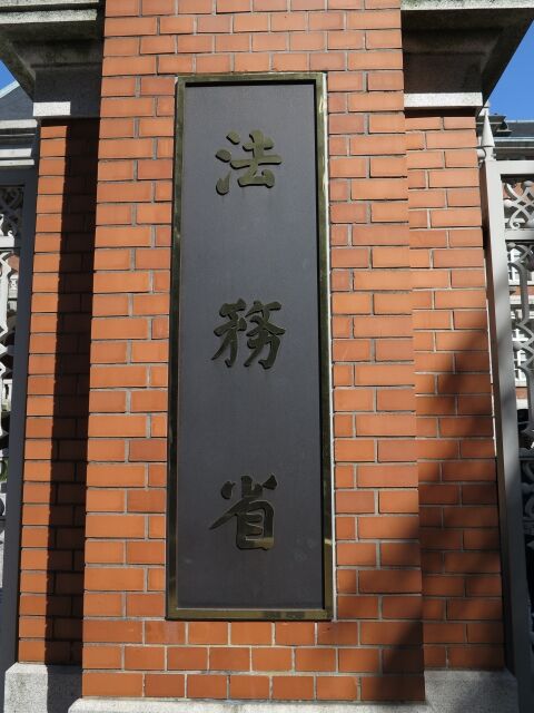 b58c454b0427626c961de17b1bb266f6_s