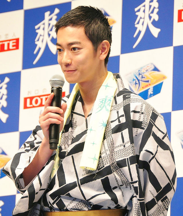 佐藤健が丸刈り坊主の髪型にした結果www 画像 オールスター感謝祭動画あり ドラマ 天皇の料理番 役作りのため髪バッサリで短髪に 2ch 雰囲気イケメン いうほど悪くない Newsまとめもりー 2chまとめブログ 佐藤健が丸刈り坊主の髪型にした結果www 画像 オールスター感謝祭動画あり ドラマ 天皇の料理番 役作りのため髪バッサリで短髪に 2ch 雰囲気イケメン いうほど悪くない Newsまとめもりー 2chまとめブログ