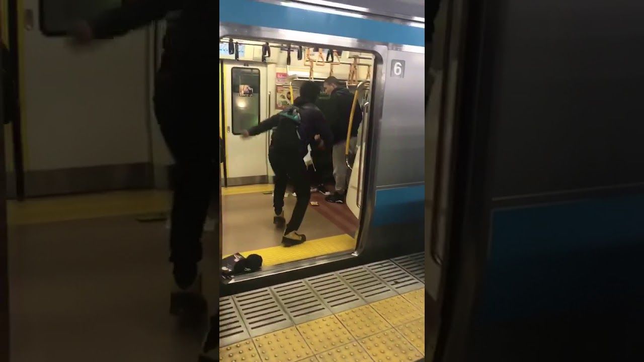 喧嘩 赤羽駅で日本人が中国人を暴行する事件 Snsで動画拡散 Newsまとめもりー 2chまとめブログ 喧嘩 赤羽駅で日本人が中国人を暴行する事件 Snsで動画拡散 Newsまとめもりー 2chまとめブログ