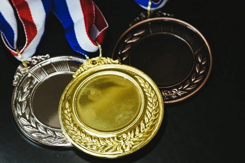 medal1676.jpg