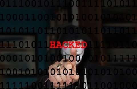 hacker-2851143_640