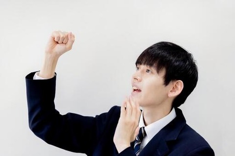 9904b71826311513653dee8c665294b7