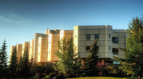hospital-174924_1920-830x460