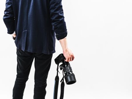 0840494d2ef18954299f36913b80e4de_t