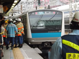 i320