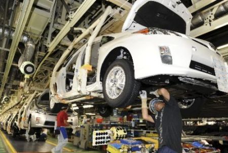 20090608-ハイブリッド車「プリウス」新型
