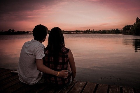 couple-1209790_640