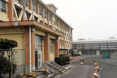 20170210-00000075-asahi-000-9-view