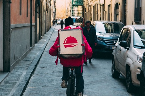 foodora-3402507_640