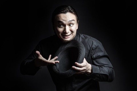 MAX_black20150207114246_TP_V