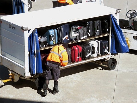baggage-1697327_640